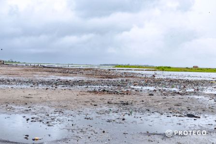 Banks of Anlo-Afiadenyigba